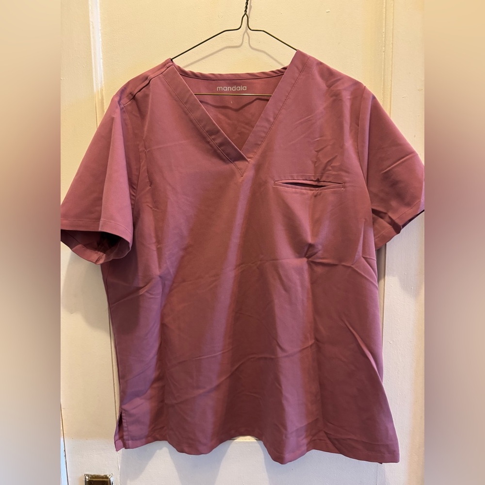 Women’s Scrub Set
